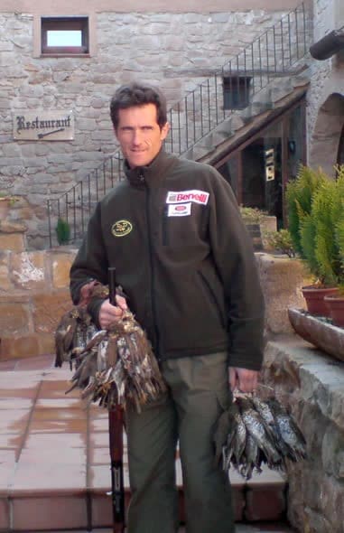Rubén Fernández en Granyena tras una jornada de zorzales